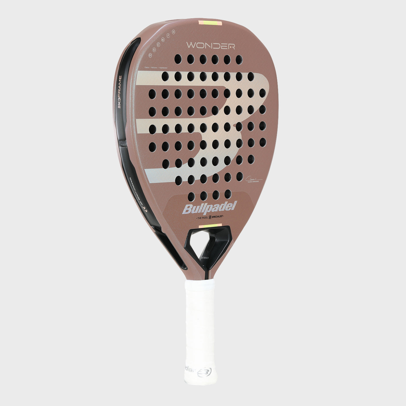 BULLPADEL WONDER by Claudia Fernández