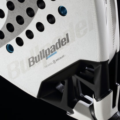 BULLPADEL VERTEX 05 by Juan Tello