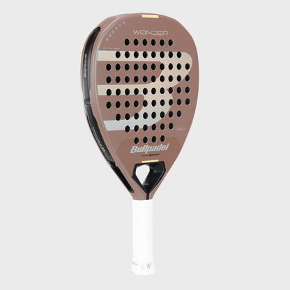 BULLPADEL WONDER by Claudia Fernández
